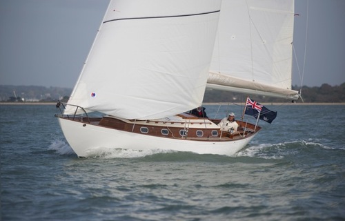 restoration-misty-cheverton-classic-boat.jpg