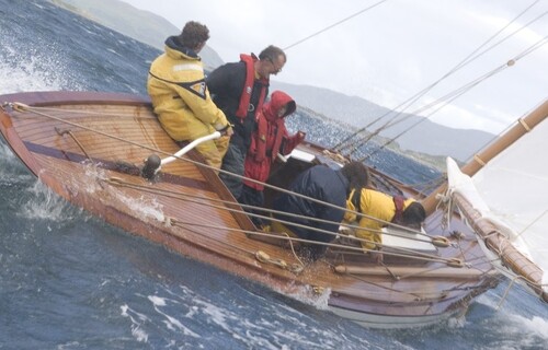 truant-restored-classic-racing-yacht.jpg